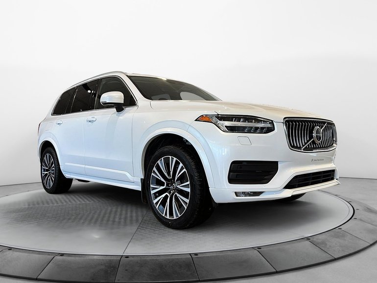 Volvo XC90 T6 MOMENTUM // 7 PLACES // TOIT PANO // AWD 2021