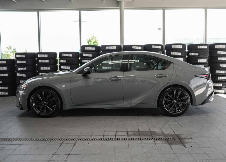 2024 Lexus IS