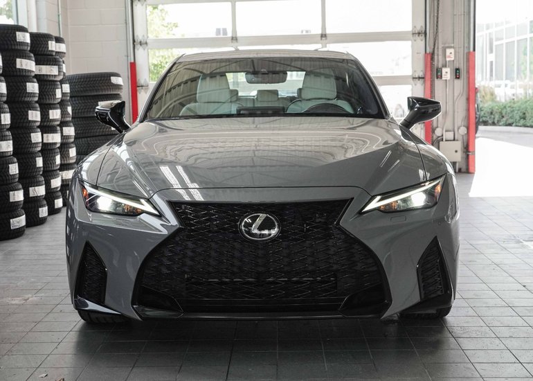 2024 Lexus IS