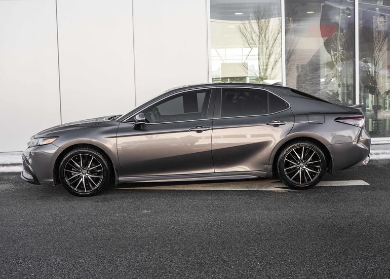 2023 Toyota Camry Hybrid