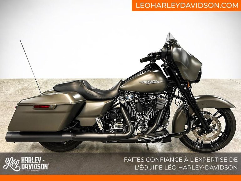 2018 Harley-Davidson FLHX