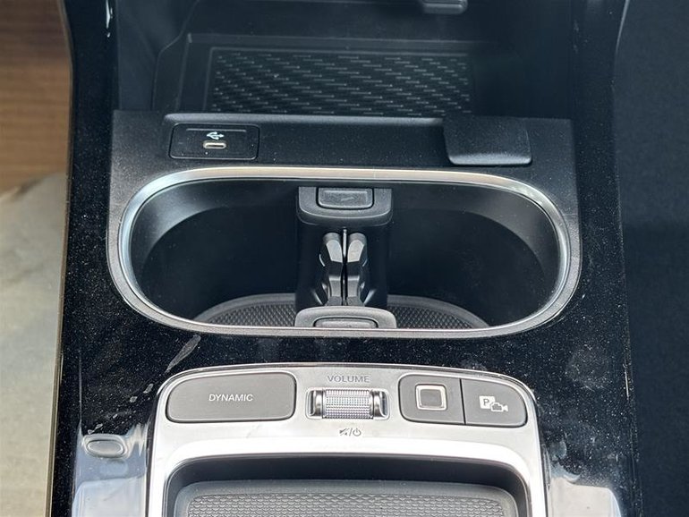 2025 Mercedes-Benz CLA