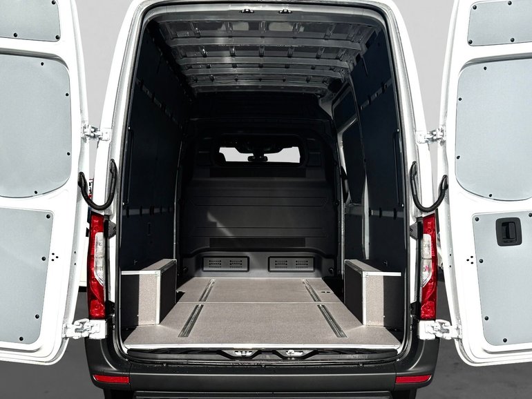 2025 Mercedes-Benz Sprinter 2500
