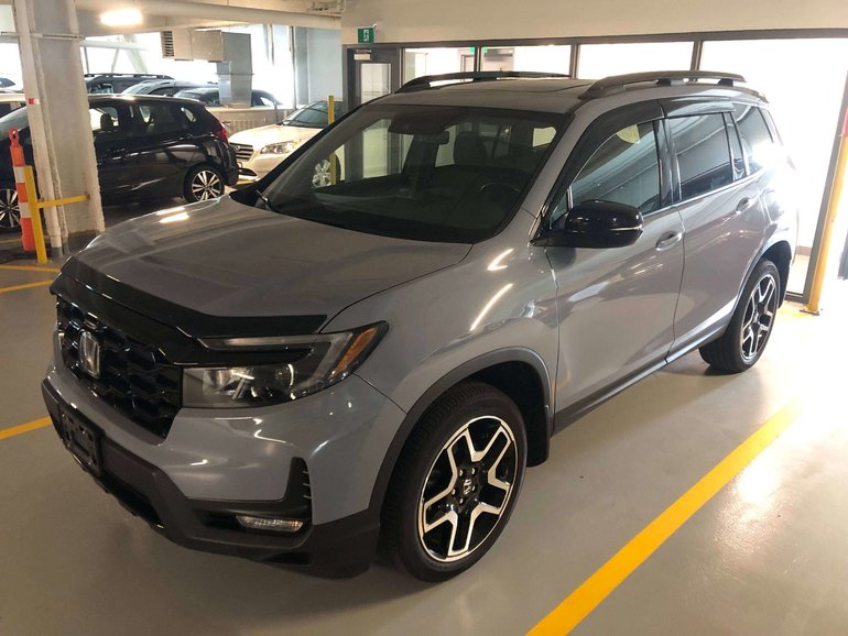 2023 Honda Passport TOURING Just arrived...