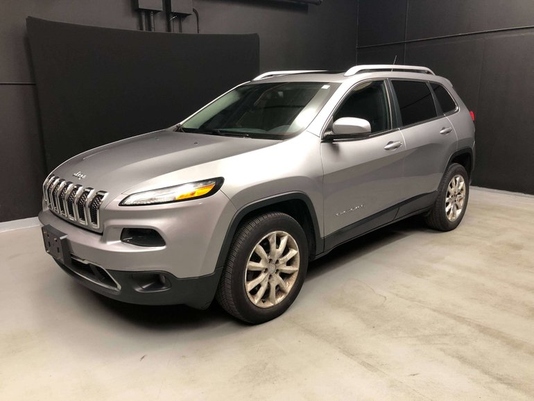 2015 Jeep Cherokee LIMITED 4X4 - Selling AS IS, AS TRADED...