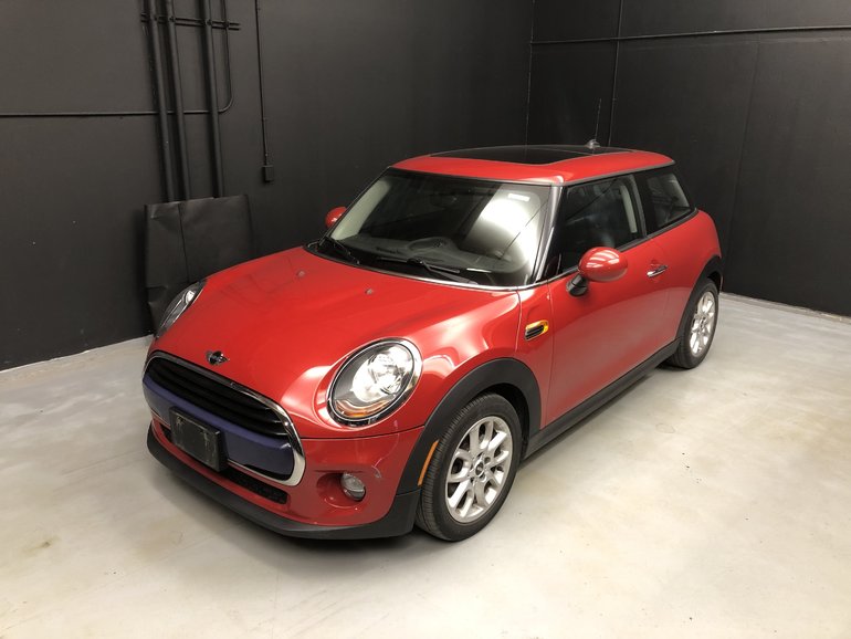 2017 MINI Cooper Hardtop Cooper 2DR Auto > Selling AS IS, AS TRADED