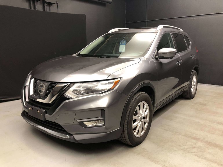 2017 Nissan Rogue SV AWD - Selling AS IS, AS TRADED...