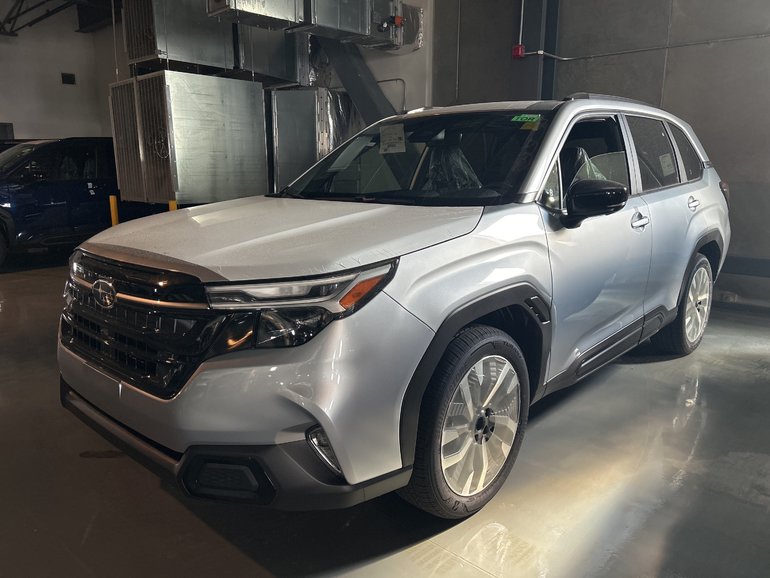 2025 Subaru Forester PREMIER