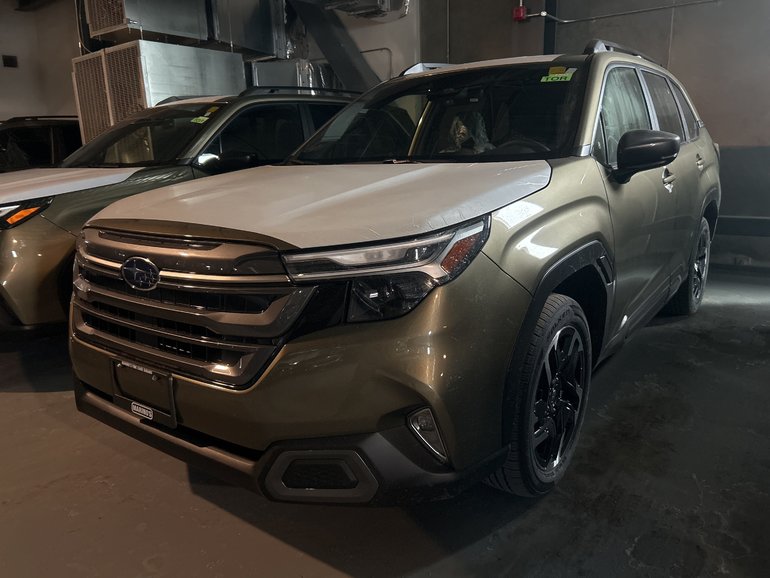 2026 Subaru Forester Limited AWD / LEATHER SEATS /PANORAMIC SUNROOF