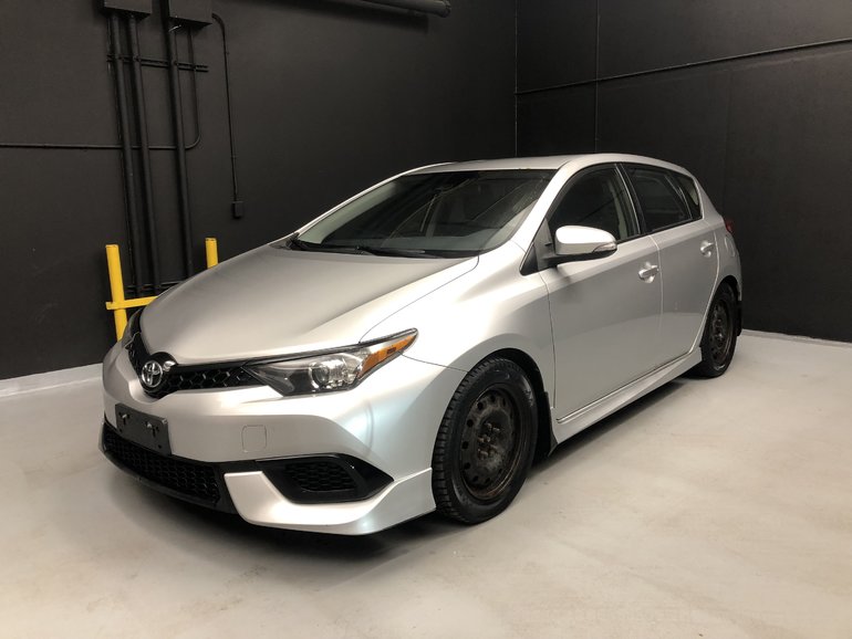 2018 Toyota Corolla iM Base Auto > Selling AS IS, AS TRADED