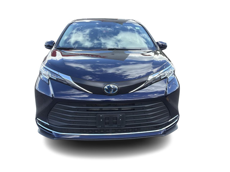 2022 Toyota Sienna Hybrid