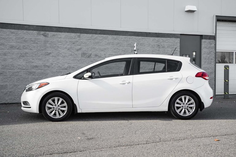 2016 Kia Forte 5-Door