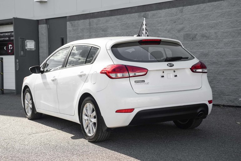 2016 Kia Forte 5-Door