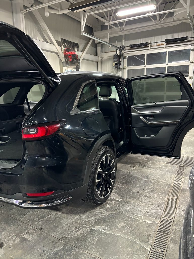 2025 Mazda CX-90 PHEV