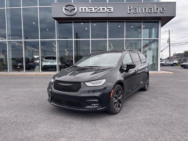 Chrysler Pacifica Limited 2025
