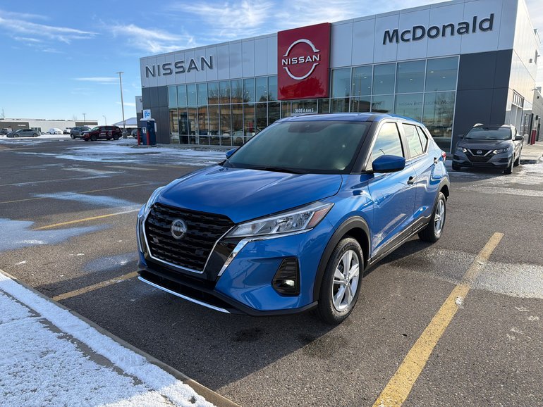 2025 Nissan Kicks Play