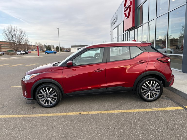2025 Nissan Kicks Play