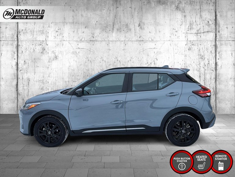 2022 Nissan Kicks Play SR