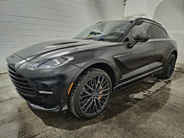 2023 Aston Martin DBX