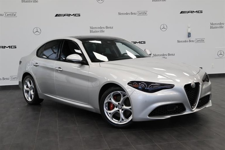 2017 Alfa Romeo GIULIA TI AWD W/22G