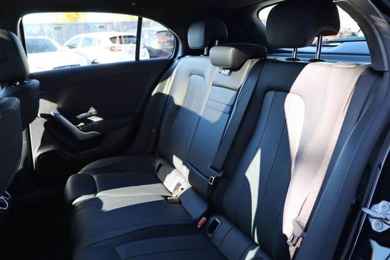 2022 Mercedes-Benz A250