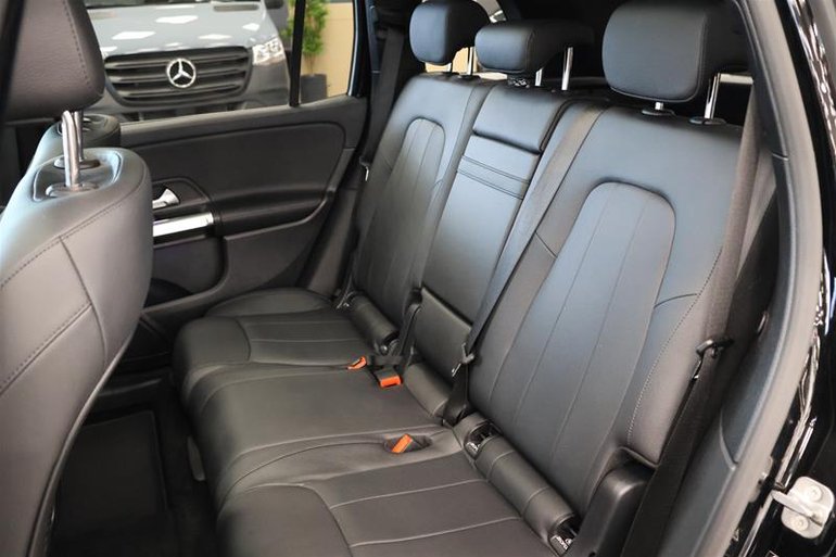 2023 Mercedes-Benz GLB250