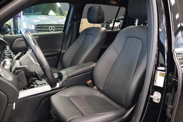 2023 Mercedes-Benz GLB250