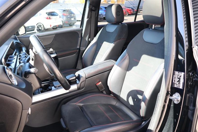 2023 Mercedes-Benz GLB250