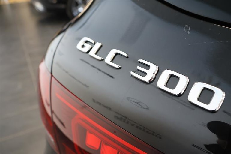 2022 Mercedes-Benz GLC300
