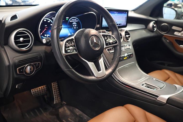 2022 Mercedes-Benz GLC300