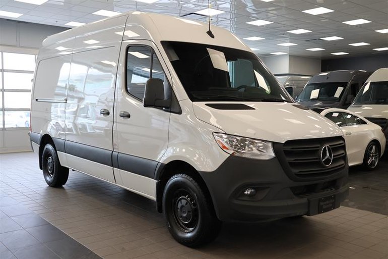 2023 Mercedes-Benz Sprinter 2500 Cargo 144 Low Roof (High)