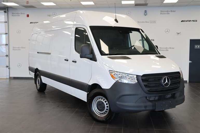 2024 Mercedes-Benz Sprinter Cargo Van