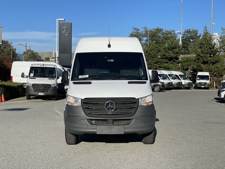 2024 Mercedes-Benz Sprinter Cargo Van