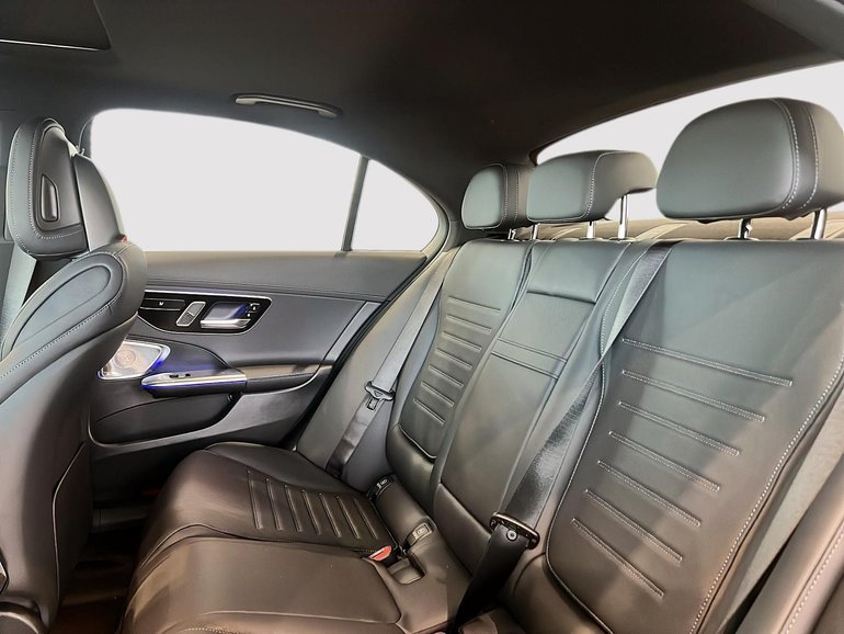 2025 Mercedes-Benz C300