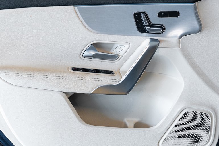 2022 Mercedes-Benz A250