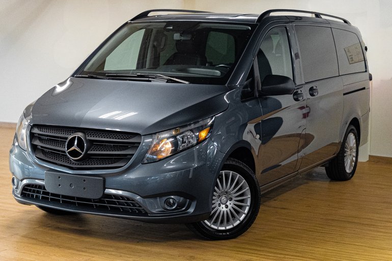2017 Mercedes-Benz Metris Passenger Van