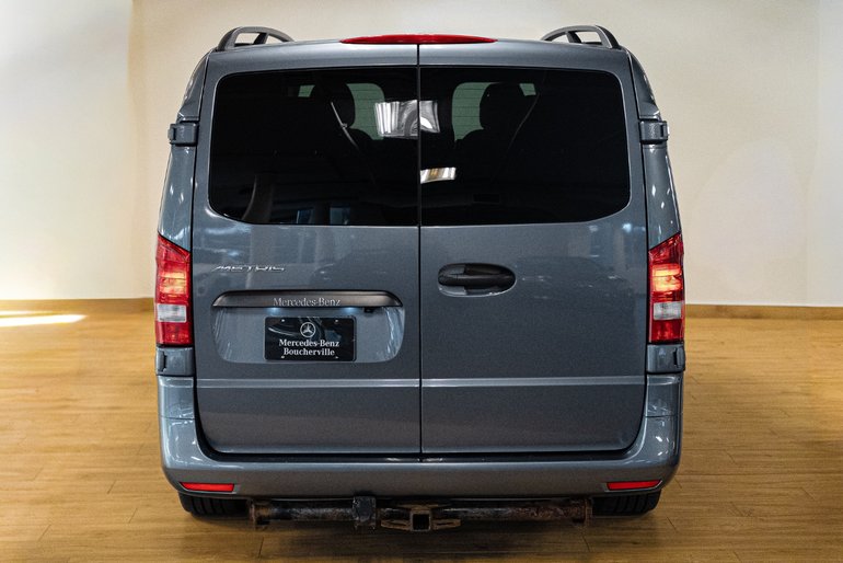 2017 Mercedes-Benz Metris Passenger Van