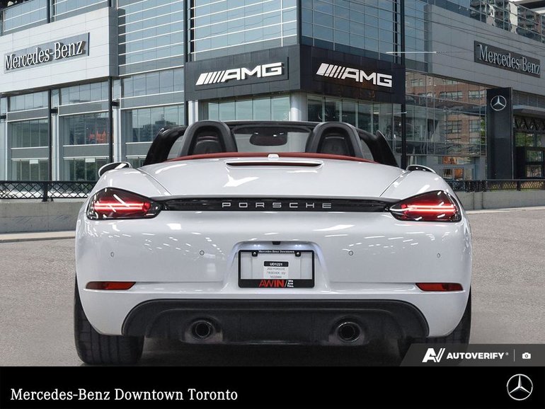 2022 Porsche 718 Boxster