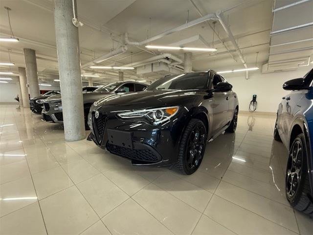 2022 Alfa Romeo Stelvio Ti AWD