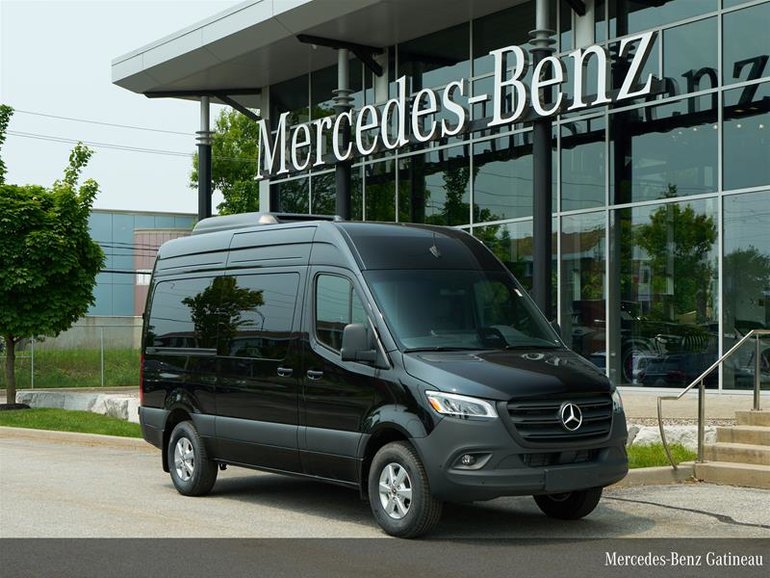 2025 Mercedes-Benz Sprinter 2500 144 Wheelbase High Roof RWD