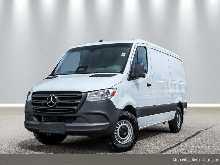 2025 Mercedes-Benz Sprinter Cargo Van 2500 Standard Roof I4 Diesel 144