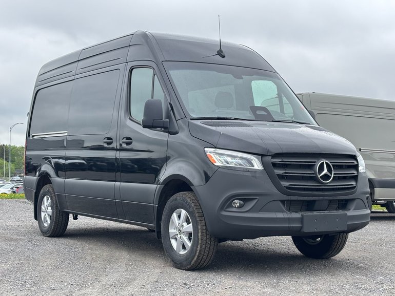 2025 Mercedes-Benz Sprinter Crew Van 2500 High Roof I4 Diesel HO 144