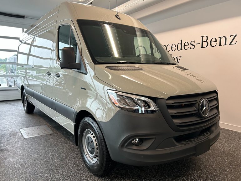 2024 Mercedes-Benz ESprinter 170 Wheelbase High Roof RWD