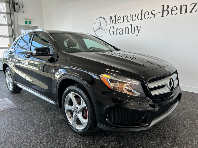 2016 Mercedes-Benz GLA 250 4Matic Premium + Sport Pack