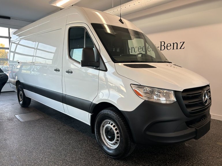 2019 Mercedes-Benz Sprinter 2500, V6, Cargo 170,