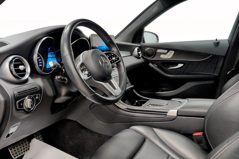 2022 Mercedes-Benz GLC300