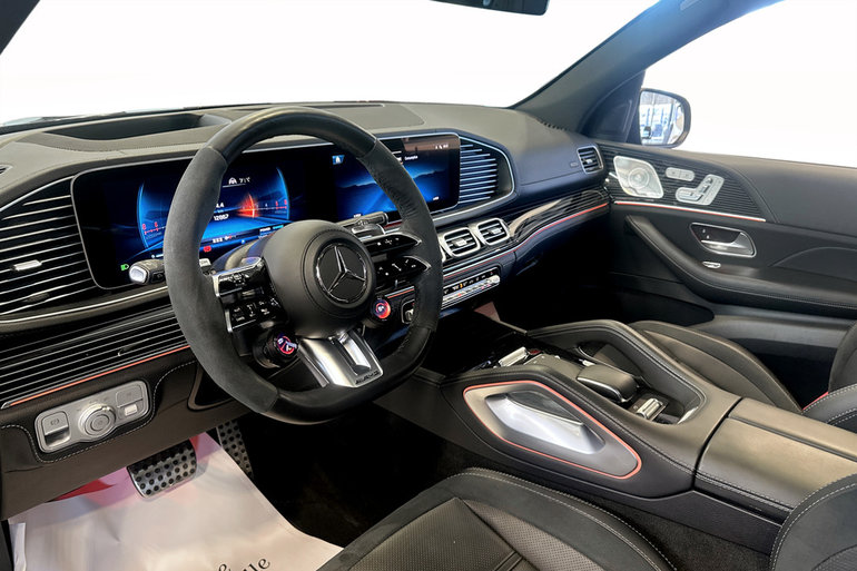 2025 Mercedes-Benz GLE53