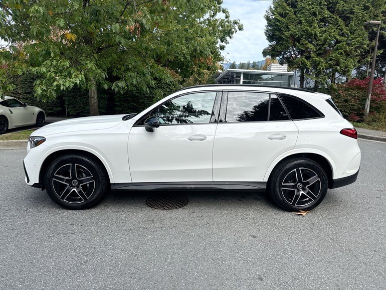 2025 Mercedes-Benz GLC300
