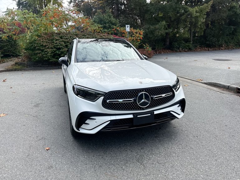 2025 Mercedes-Benz GLC300