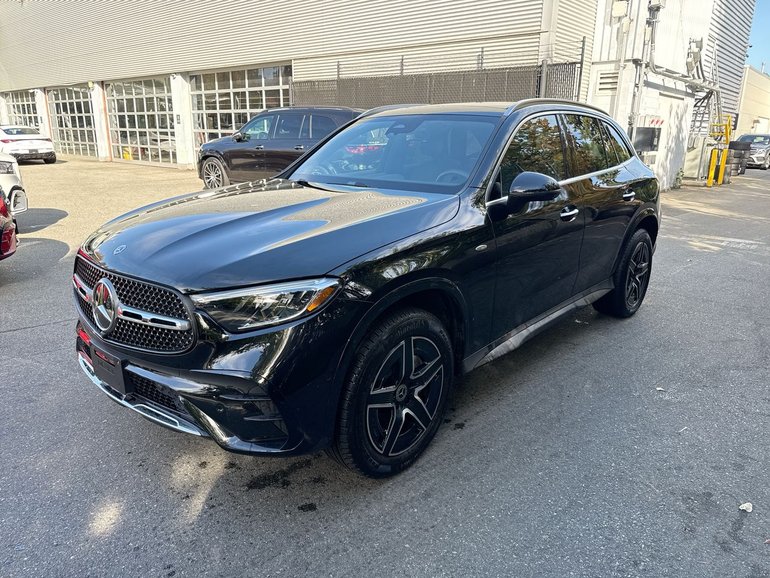 2025 Mercedes-Benz GLC350e